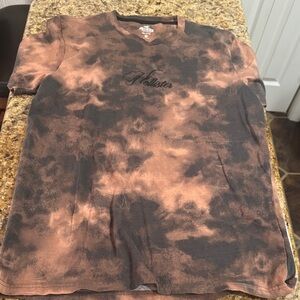 Hollister Black and Tan Tie-Dye Tee